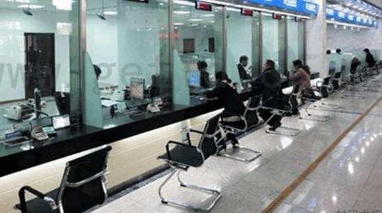 银行申请pos机要钱吗(去银行办理pos机要钱吗)