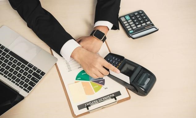 POS机刷卡1万元，支付公司和机构的利润究竟有多少？