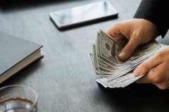没有收入证明和银行流水能贷款吗？银行会放款吗？