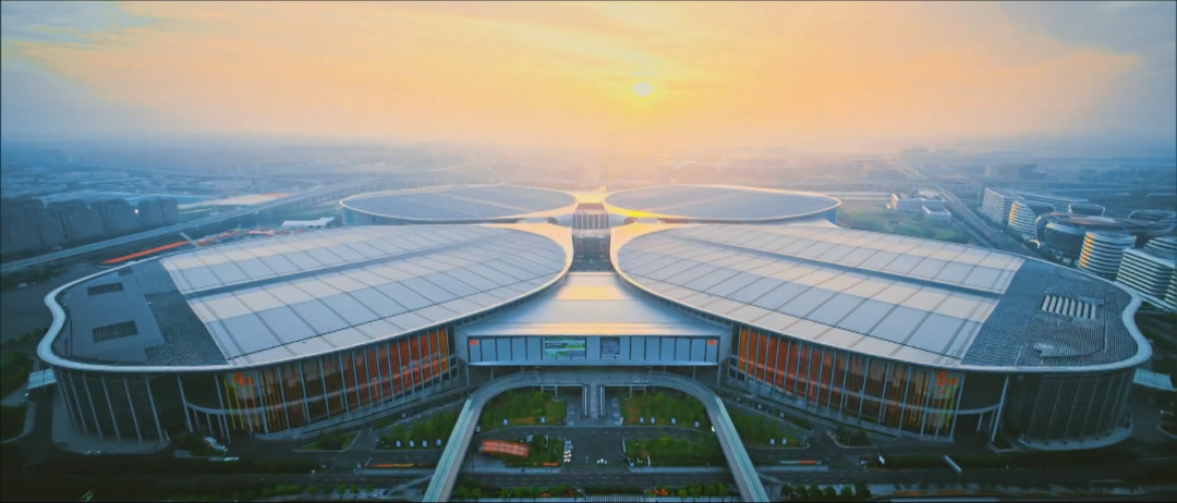 如何申请刷外币手输pos机